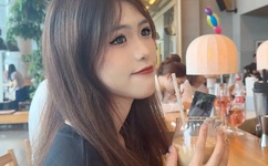 男生跟女生打扑克全过程